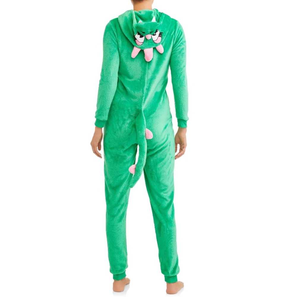 Dinosaur Pajamas XL Super Cute BNWT 🦖